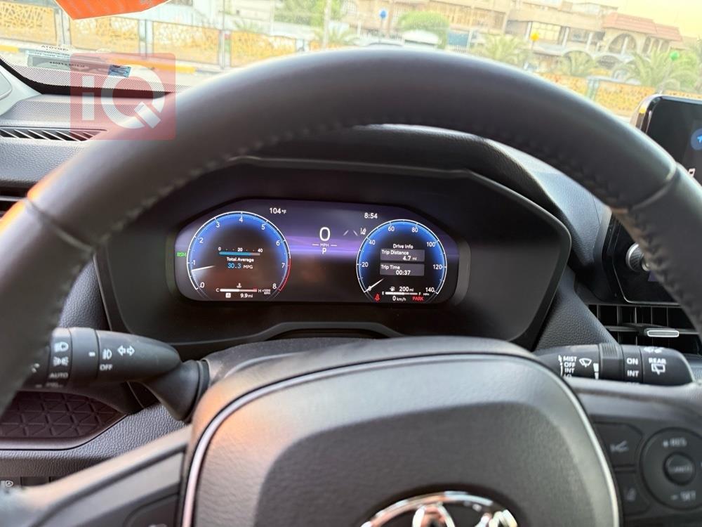 تۆیۆتا ڕاڤ 4